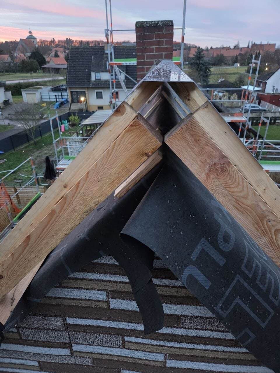 Flachdach-Sanierung Gewerbebau Rinteln — 2/3