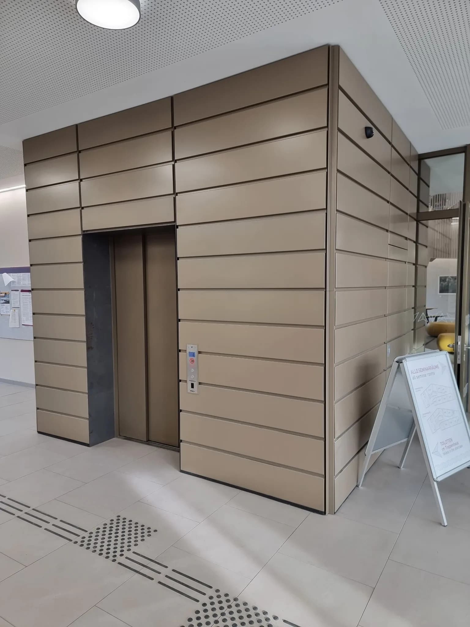 Interior fit-out — Hamburg